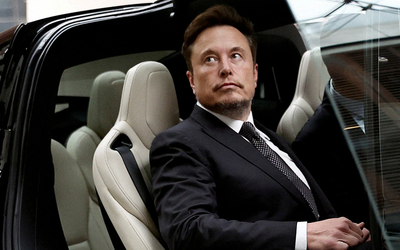Tesla готовит почву для легализации беспилотных автомобилей в Европе