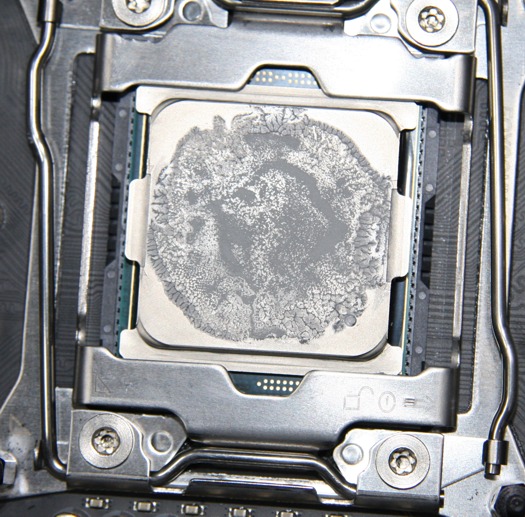 NZXT Kraken X42, распределение термопасты