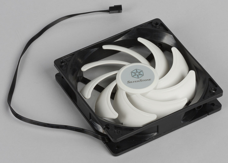 СВО Silverstone Tundra TD02-E