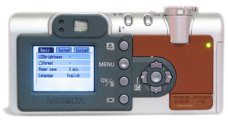 Minolta DiMAGE F200 Camera Review