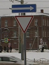 Видеокамера Canon EOS C100