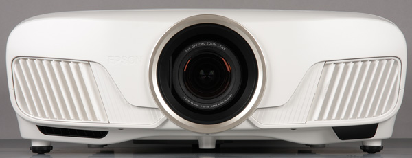 Проектор Epson EH-TW7300, лицевая поверхность