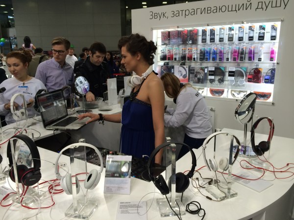 Consumer Electronics and Photo Expo 2014 в Москве