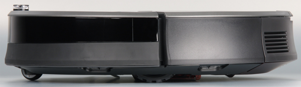 Робот-пылесос iRobot Roomba 880, вид слева