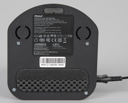 робот-пылесос iRobot Roomba 960, база