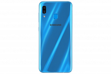 Середнячки по-новому: Samsung представила смартфоны Galaxy A30 и Galaxy A50, оснастив их ёмкими аккумуляторами