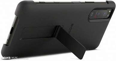 Компактный Sony Xperia 5 II впервые показали вживую