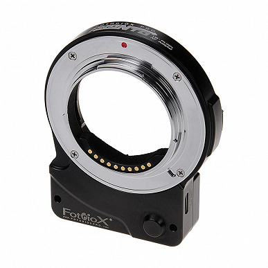 Адаптер FotodioX Pro Pronto AF наделяет ручные объективы Leica M функцией автоматической фокусировки при установке на камеры Fujifilm X
