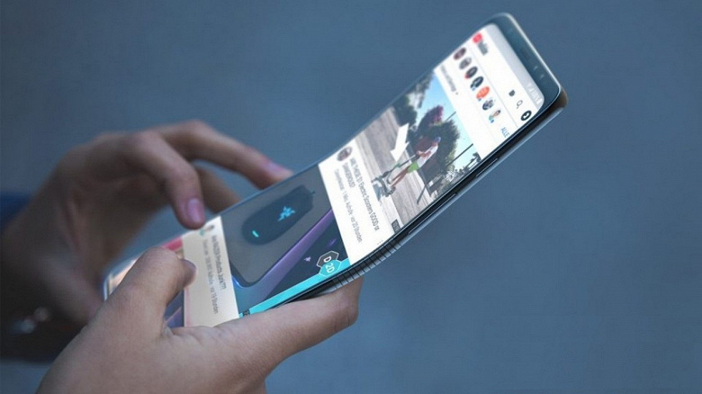 Над оболочкой для своего первого складного смартфона Samsung работает вместе с Google