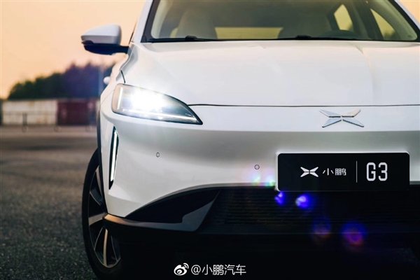 В Китае дебютировал Xpeng G3 – электрический кроссовер, выполненный в духе Tesla и на базе патентов Tesla