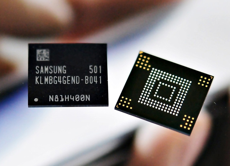 Флэш-память NAND продолжит дешеветь
