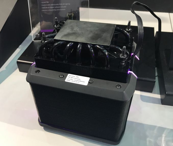 Для процессоров AMD Ryzen Threadripper второго поколения Cooler Master создала огромный охладитель Wraith Ripper