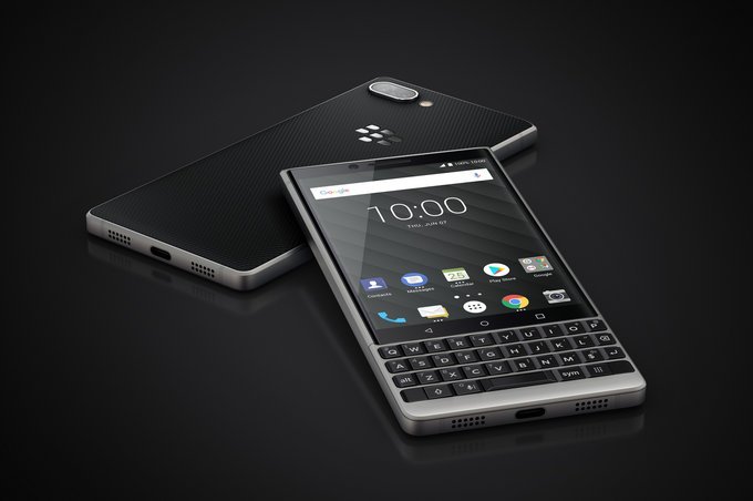 Смартфон BlackBerry KEY2 получил улучшенную клавиатуру и оценён в 650 долларов