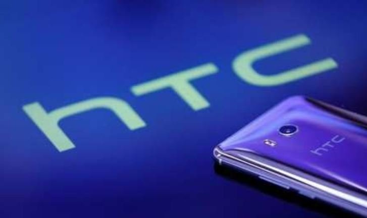 В HTC снова масштабные увольнения