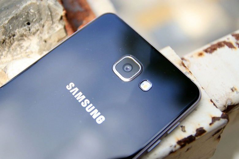 Samsung обновит до Android Pie даже недорогие смартфоны двухлетней давности