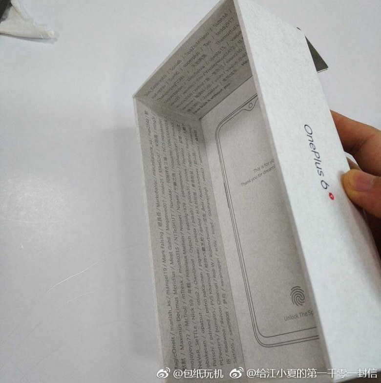 Появилась фотография упаковки смартфона OnePlus 6T