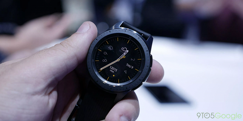 Новая прошивка для умных часов Samsung Galaxy Watch улучшила воспроизведение музыки и зарядку