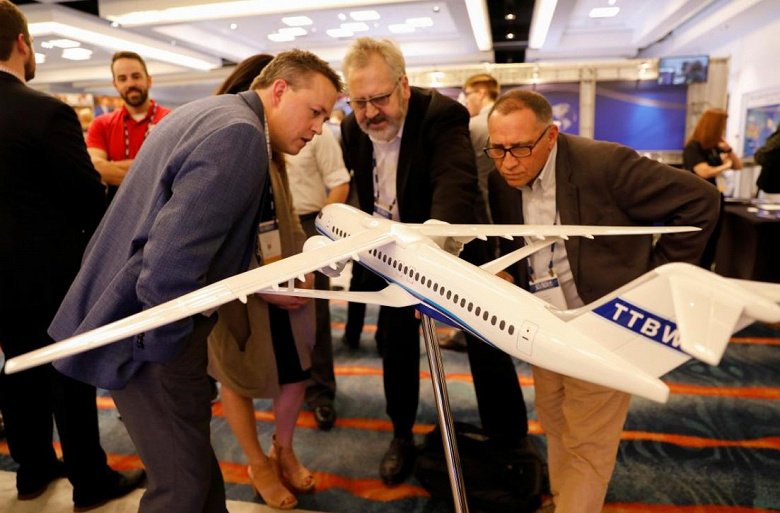 Компания Boeing представила обновленный концепт реактивного самолета с ультратонким крылом