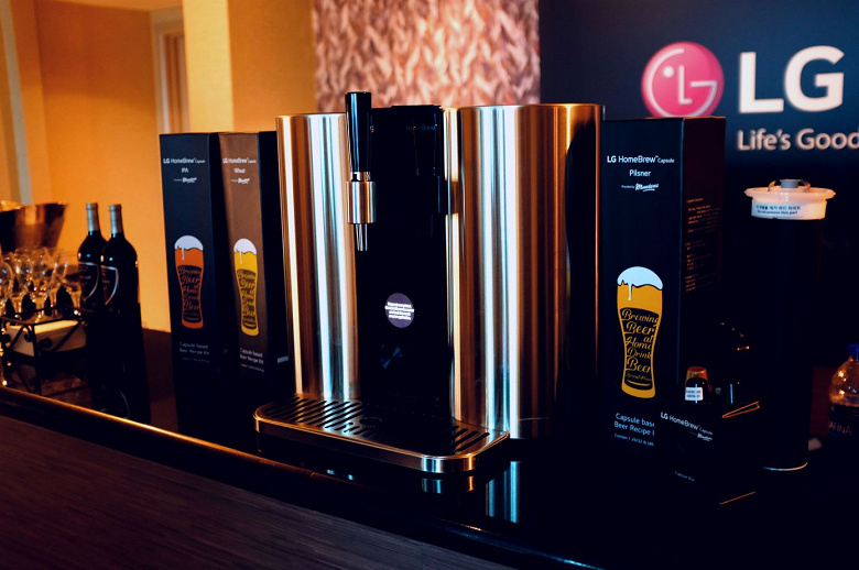 LG привезла на CES 2019 свою домашнюю настольную капсульную пивоварню HomeBrew