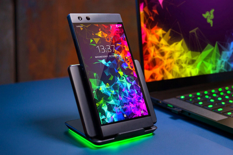 Игровой смартфон Razer Phone 2 наконец-то вскоре получит Android Pie