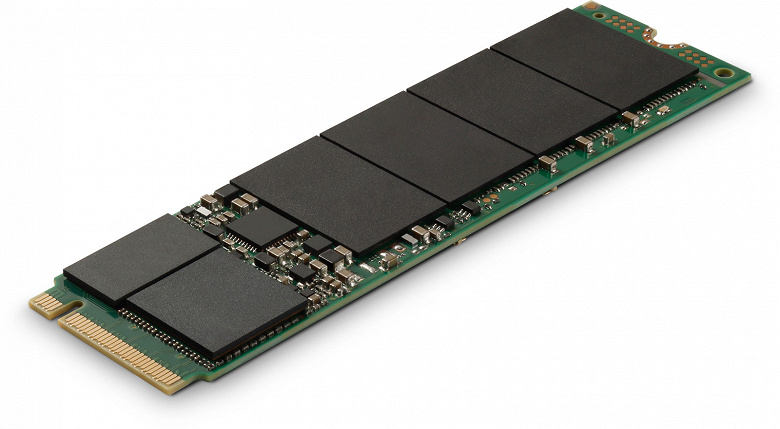 Все свое. Micron использует в SSD 2200 собственную флеш-память, контроллер и встроенное ПО