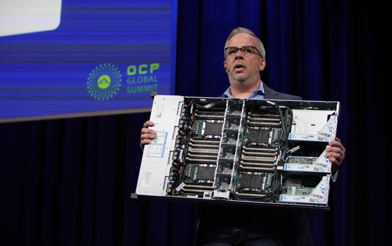 Компания Intel представила референсный дизайн сервера с высокой плотностью компоновки