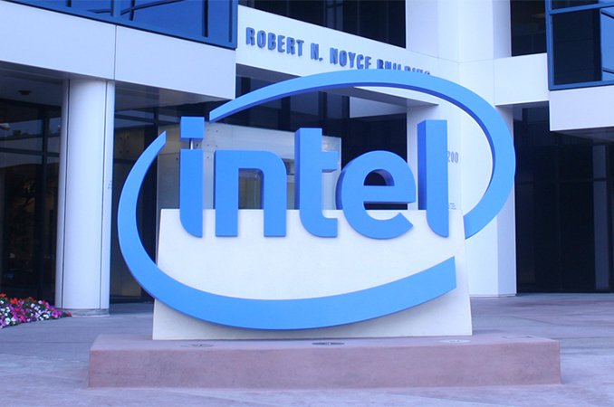 Теперь официально: не ждите настольных 10-нанометровых CPU Intel минимум до 2021 года