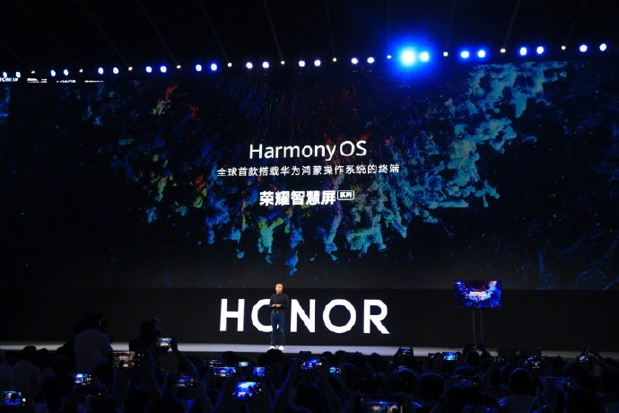 Представлен Honor Smart Screen — первый смарт-ТВ Honor и первое в мире устройство с HarmonyOS