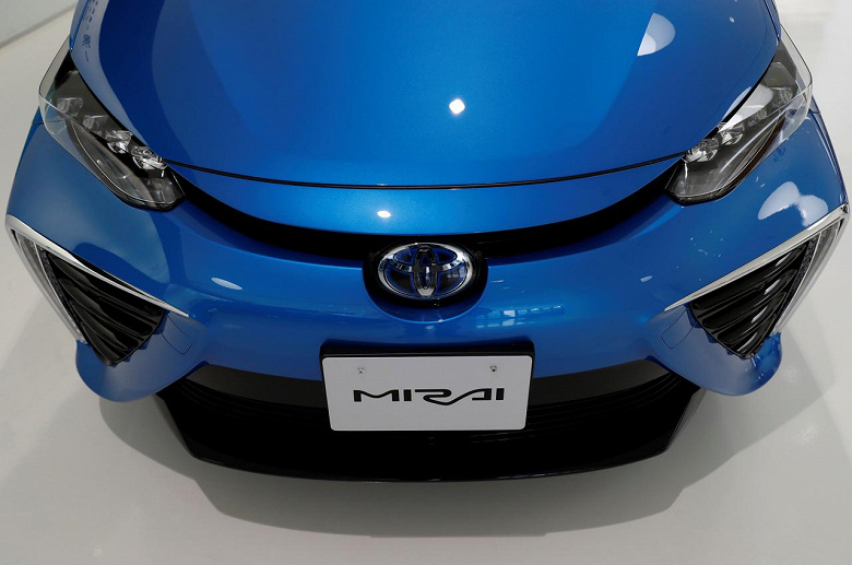 В будущем году Toyota представит новое поколение автомобиля Mirai на топливных элементах 