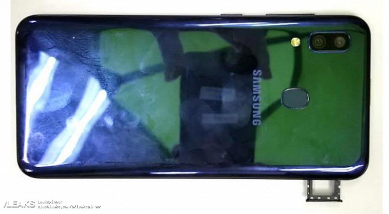 Живое фото и все характеристики Samsung Galaxy M10s