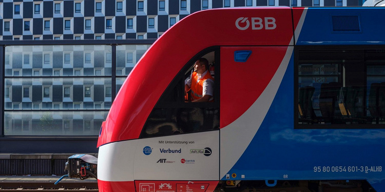 В Австрии одобрена эксплуатация первого в мире поезда на водородных топливных элементах