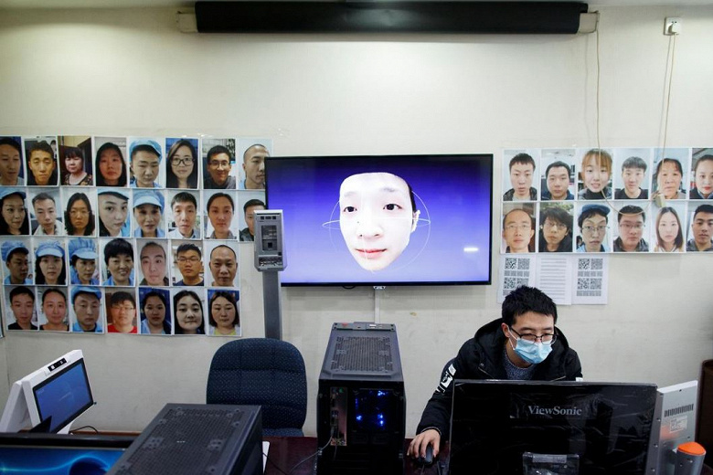 В Китае разработана технология распознавания лиц в масках