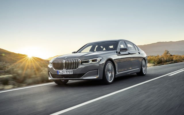 В следующую линейку BMW 7 войдет электромобиль
