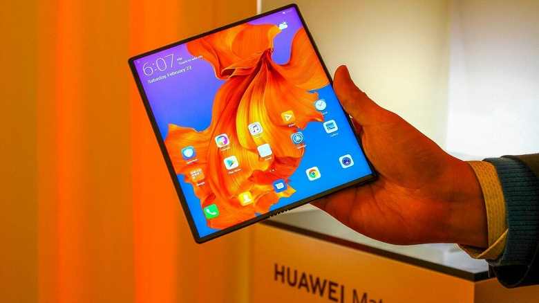 Huawei в поисках поставщиков. Экраны для гибких смартфонов будет поставлять китайская Visionox