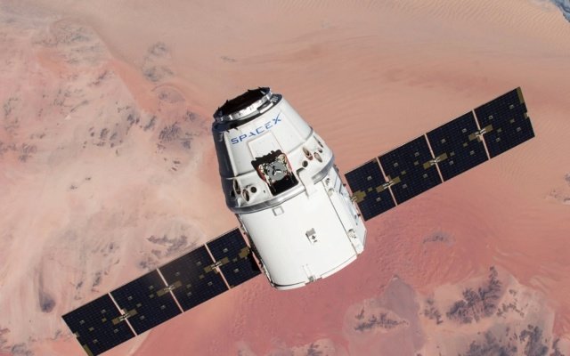 SpaceX впервые в истории запустит в космос четырёх гражданских