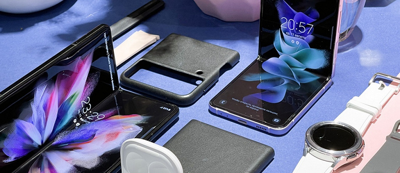 Samsung Galaxy Z Flip3 и Galaxy Z Fold3 в Китае будут поставляться с зарядным устройством мощностью 25 Вт