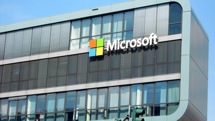 Бывший аналитик Microsoft по безопасности утверждает, что в компании давно знают об использовании серверов Office 365 для распространения вредоносного ПО