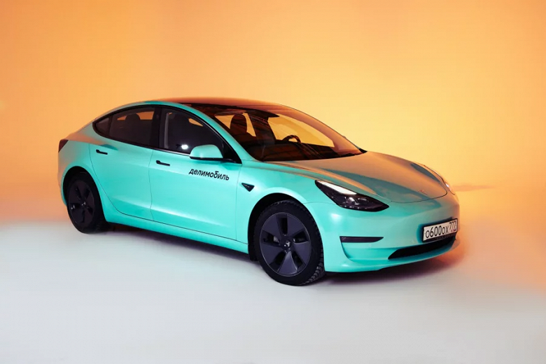 В «Делимобиле» теперь можно арендовать электромобили Tesla Model 3