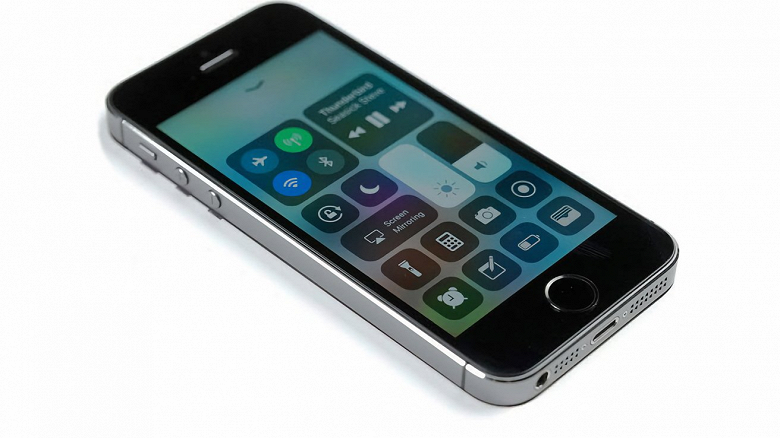 «Рекомендуется для установки всем пользователям», — Apple выпустила важное обновление для почти десятилетнего iPhone 5s и других старых устройств