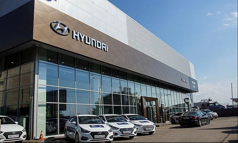 Оставить панику: Kia и Hyundai не покидают российский рынок