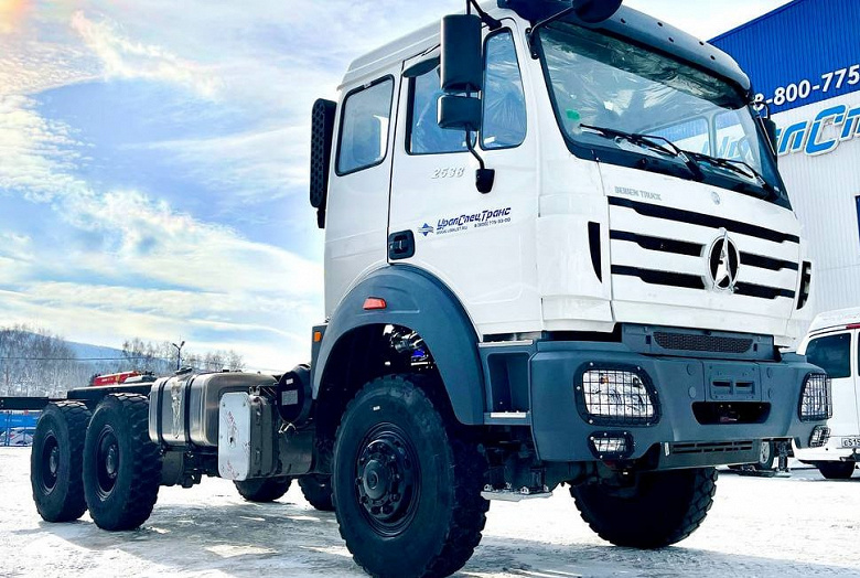 В России предложат китайский грузовик Beiben 6x6 с кабиной от Mercedes-Benz