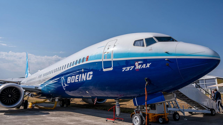 Дела у Boeing идут всё хуже: поставки самолётов рухнули в 1,5 раза