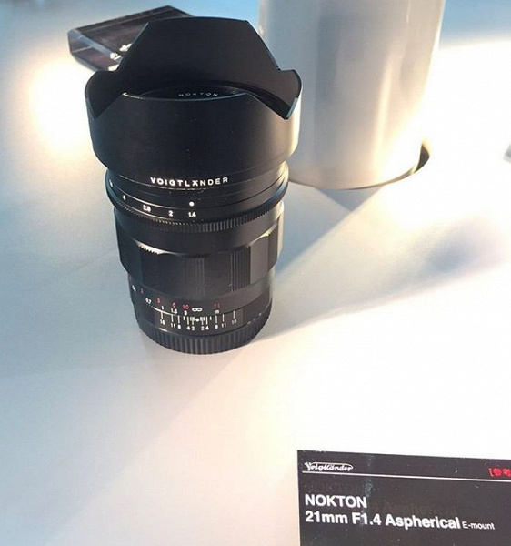 На CP+ впервые показан объектив Voigtlander Nokton 21mm F1.4 Aspherical с креплением Sony E
