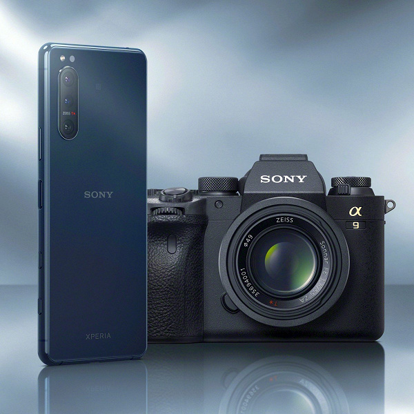 Представлен компактный камерофон Sony Xperia 5 II с IP68 и экраном 120 Гц 