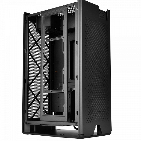 Компьютерный корпус SilverStone ALTA G1M будет предложен в белом и чёрном вариантах