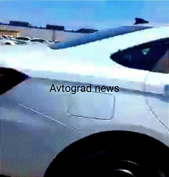 Все новые Lada Vesta NG являются некомплектными, белыми, с чёрной антенной. Появились новые фото