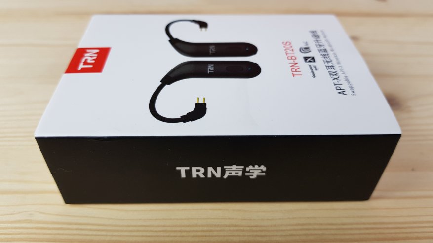 TRN BT20S: Dibuat dengan headset Bluetooth berkabel