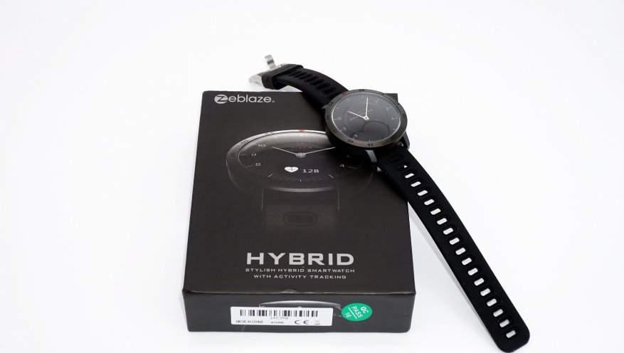 ساعة ذكية Zeblaze Hybrid: كلاسيكية بشاشة OLED 1