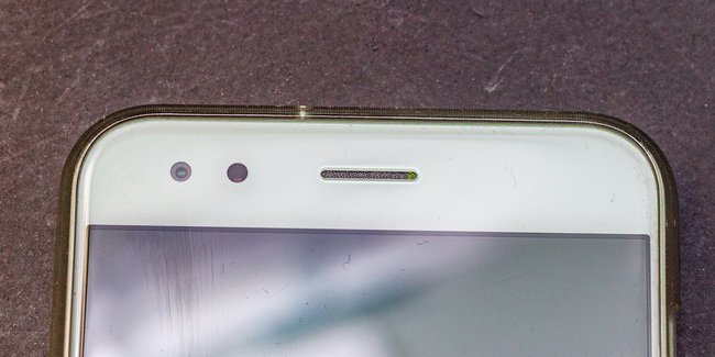 مراجعة الهاتف الذكي Asus ZenFone 4: الرائد في العام بسعر موظف الدولة 61