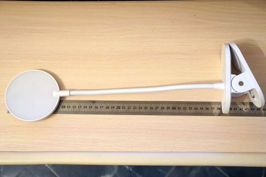 مصباح مكتب Xiaomi Yeelight مع مشابك الغسيل والبطارية 6
